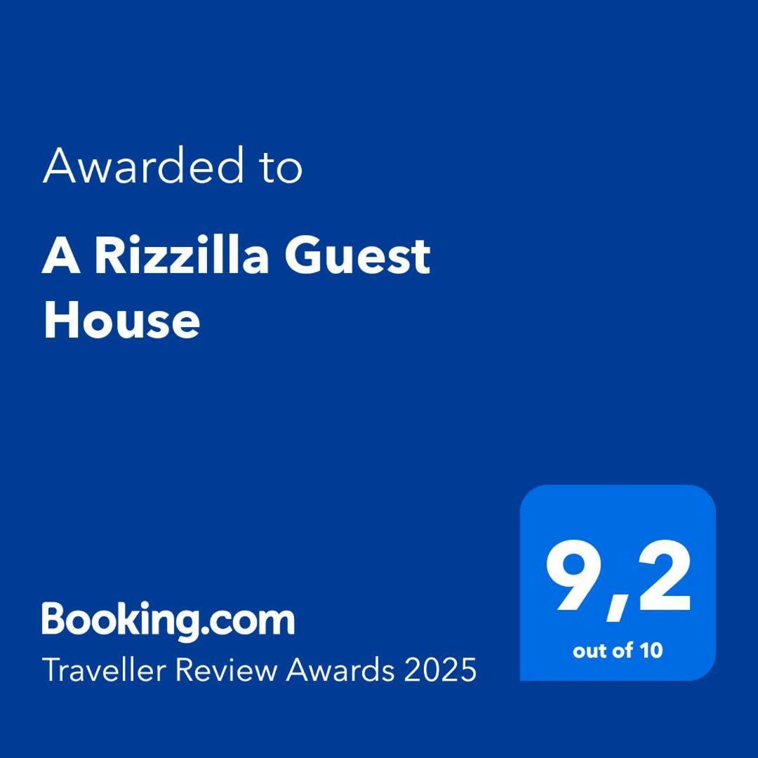 A Rizzilla Guest House Nicotera Bagian luar foto